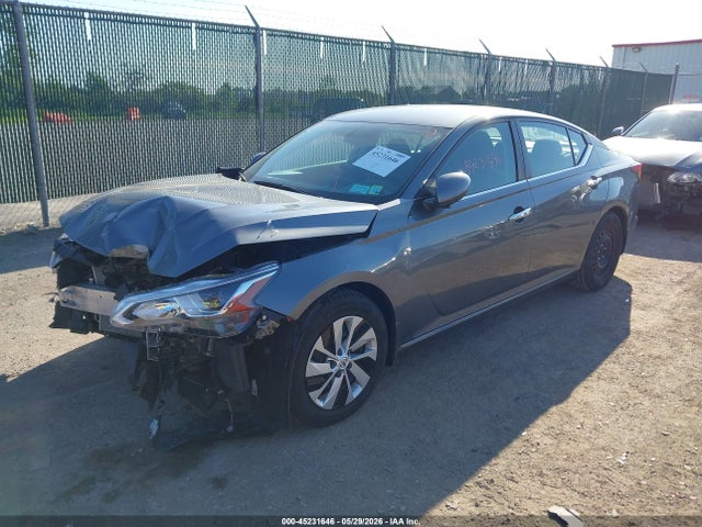 Nissan Altima S Fwd