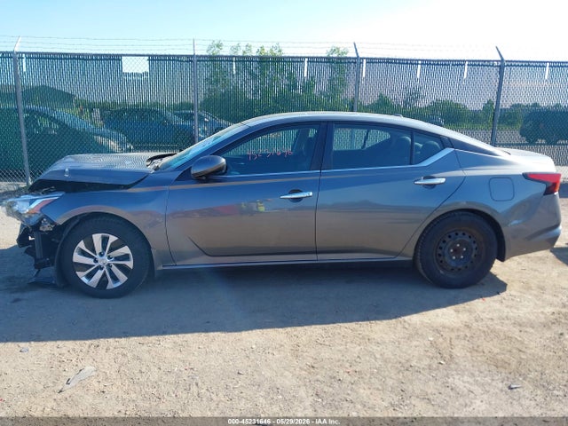 Nissan Altima S Fwd