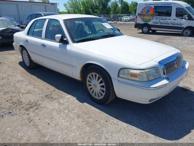 Salvage Mercury Grand Marquis Image