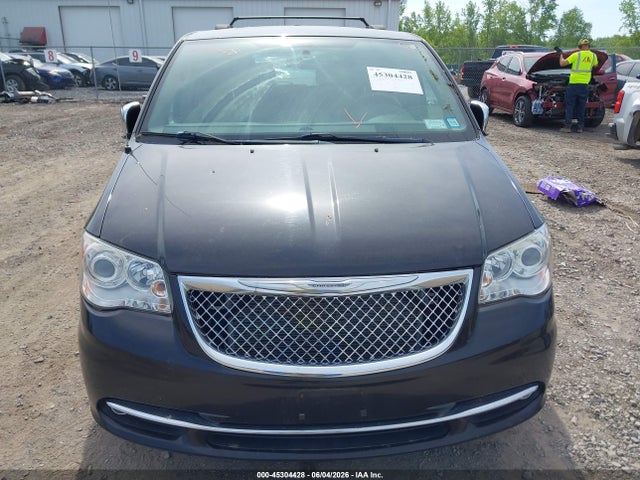Chrysler Town & Country Limited Platinum