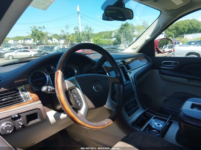 Cadillac Escalade Platinum Edition