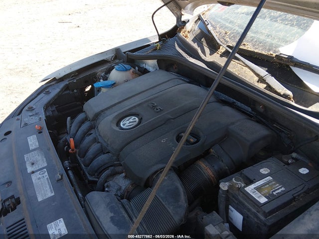 Volkswagen Passat S