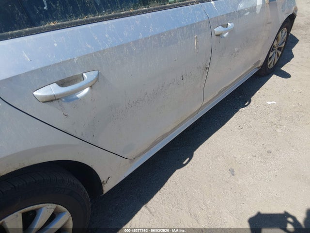Volkswagen Passat S