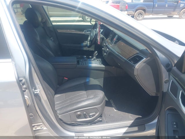 Hyundai Genesis 3.8