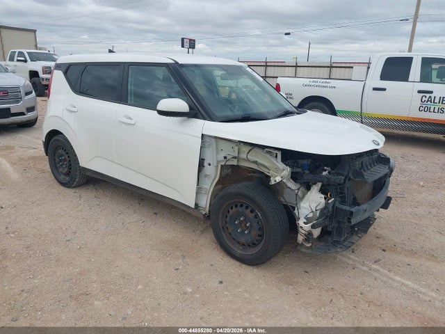 Salvage Kia Soul Image