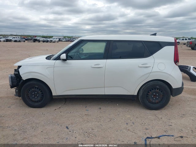 Kia Soul Lx