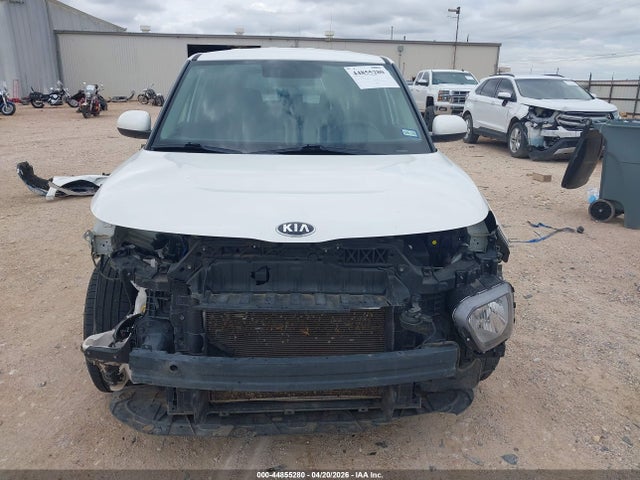 Kia Soul Lx