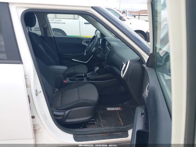 Kia Soul Lx