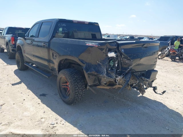 Chevrolet Silverado 1500 4wd  Short Bed Custom Trail Boss