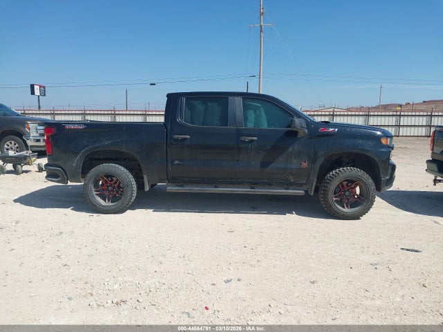 Chevrolet Silverado 1500 4wd  Short Bed Custom Trail Boss