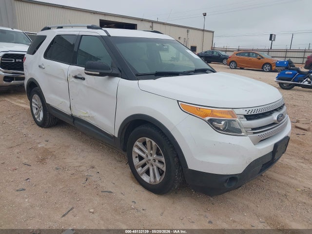 Salvage Ford Explorer Image