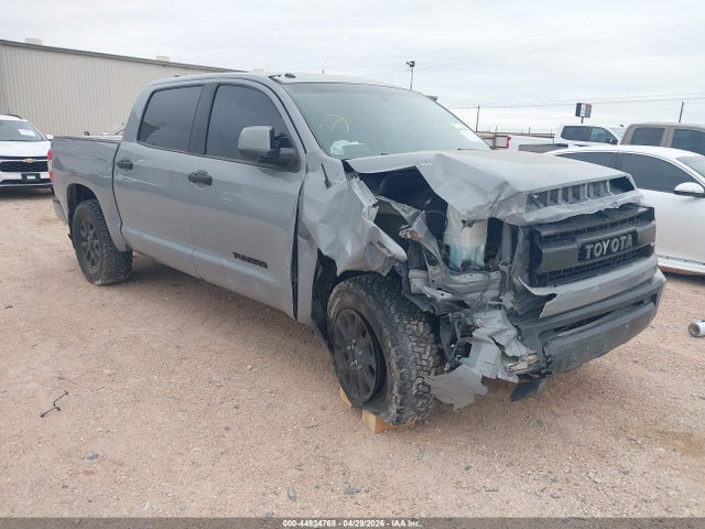 Salvage Toyota Tundra Image