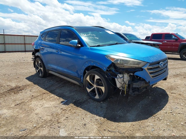 Salvage Hyundai TUCSON Image