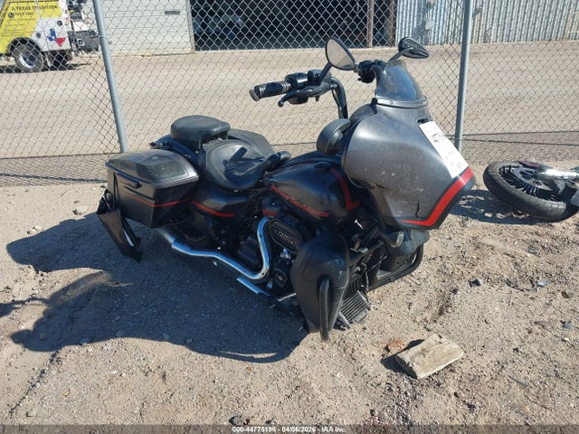 Salvage Harley-Davidson Flhxse Image