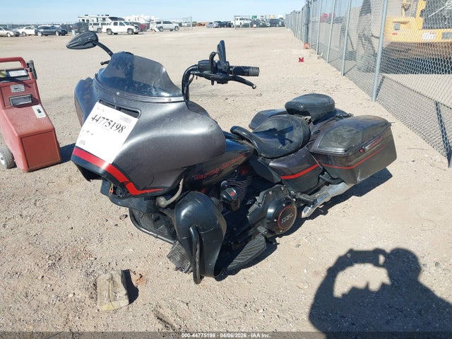 Harley-Davidson Flhxse Cvo Street Glide