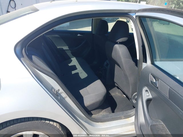 Volkswagen Jetta 2.0l S