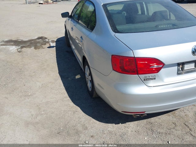 Volkswagen Jetta 2.0l S