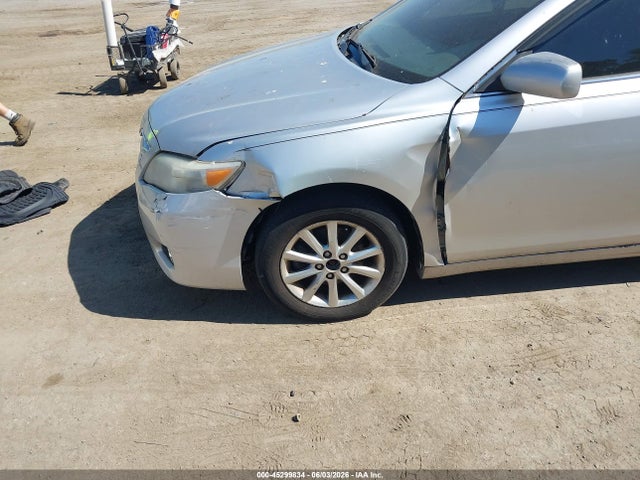Toyota Camry Xle V6
