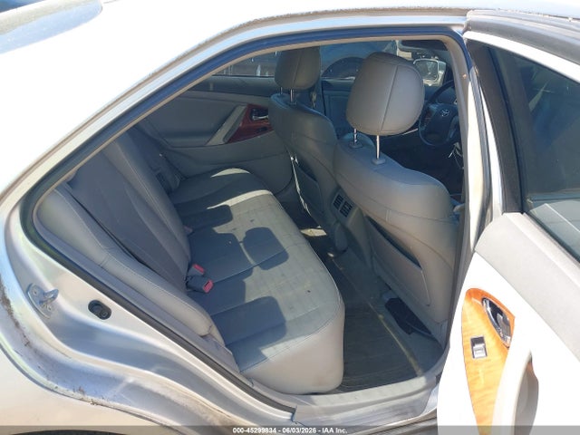 Toyota Camry Xle V6