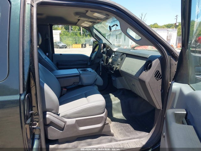 Ford F-250 Xl