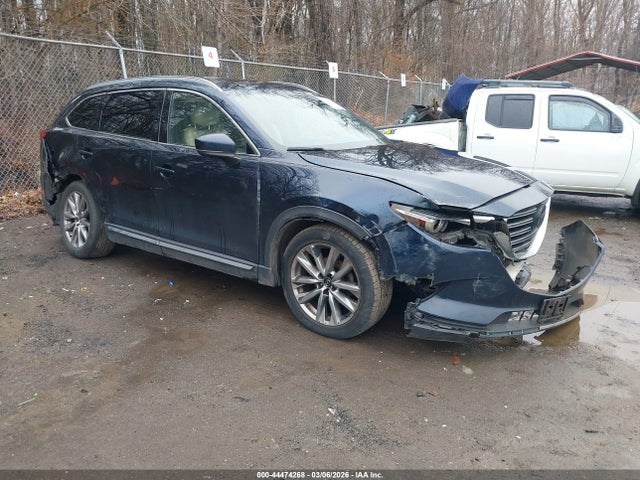 Salvage Mazda Cx Image