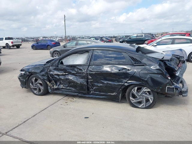 Hyundai ELANTRA Sel Sport