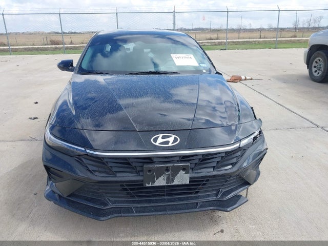 Hyundai ELANTRA Sel Sport