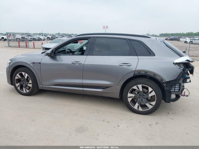 Audi e-tron Premium Quattro