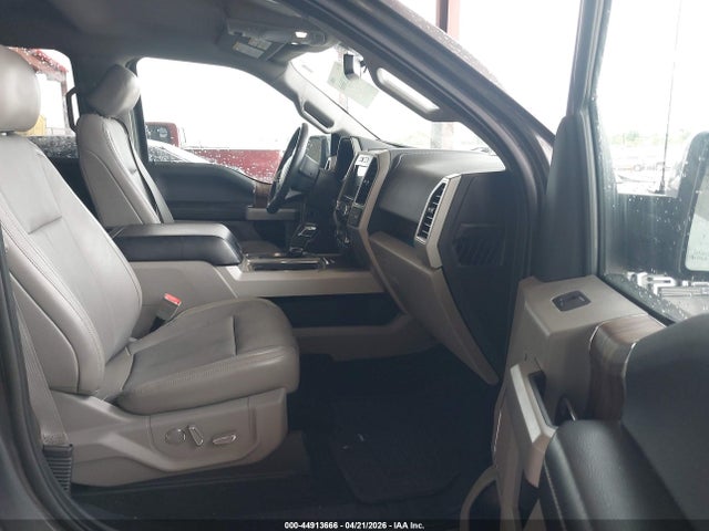 Ford F-150 Lariat