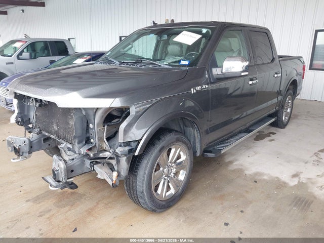 Ford F-150 Lariat