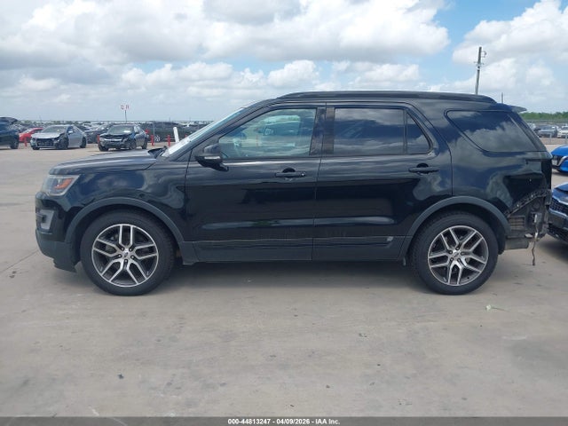Ford Explorer Sport