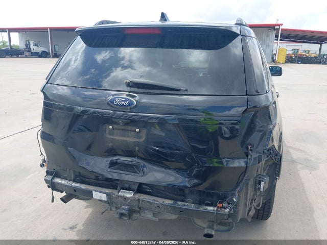 Ford Explorer Sport