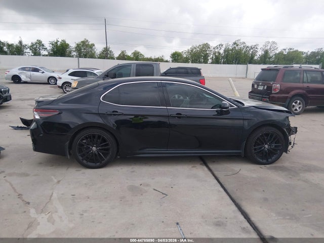 Toyota Camry Xse