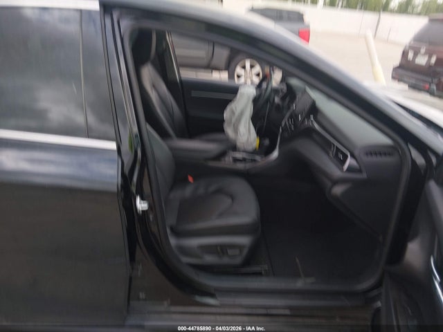 Toyota Camry Xse