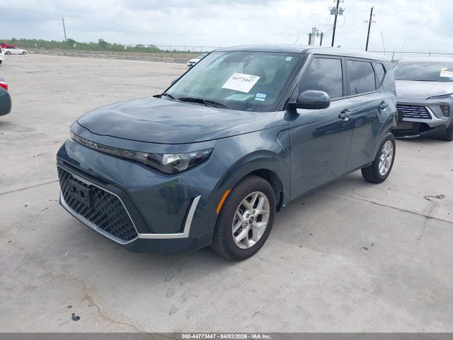 Kia Soul Lx