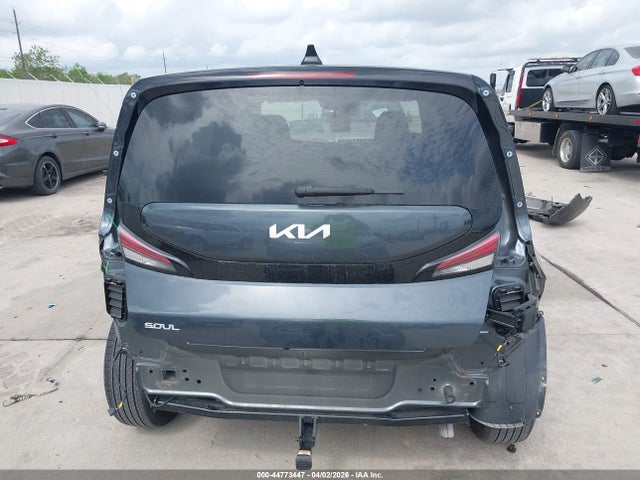 Kia Soul Lx