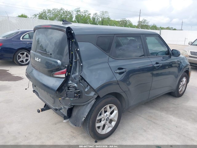 Kia Soul Lx