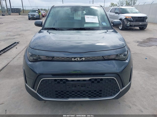 Kia Soul Lx