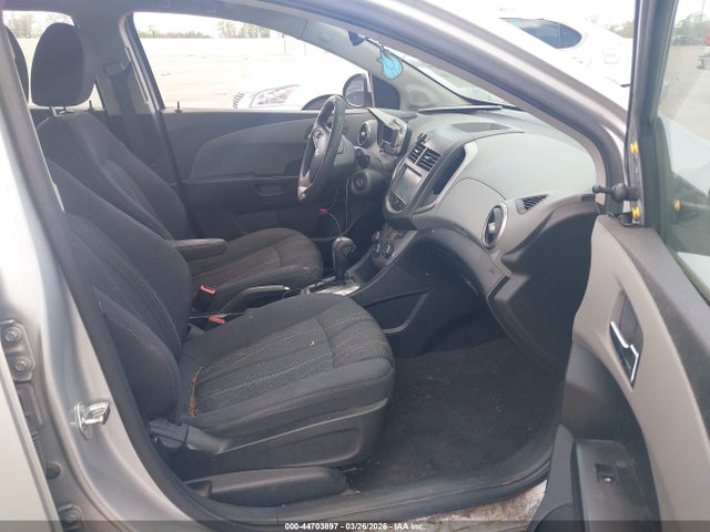 Chevrolet Sonic Lt Auto