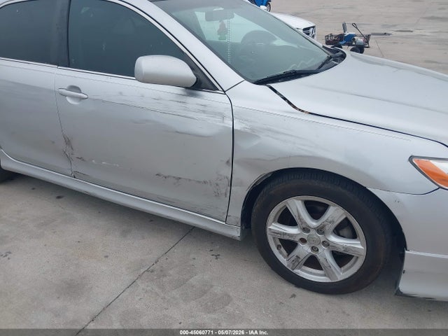 Toyota Camry Se V6
