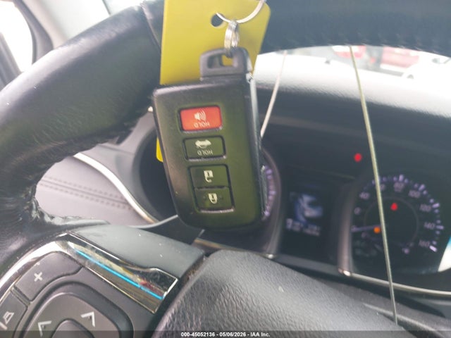 Toyota Avalon Xle