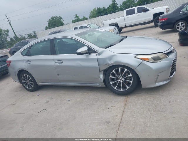 Toyota Avalon Xle