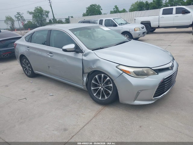 Salvage Toyota Avalon Image