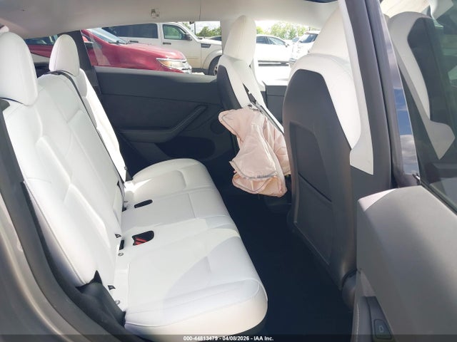 Tesla Model Y Performance Dual Motor All-wheel Drive