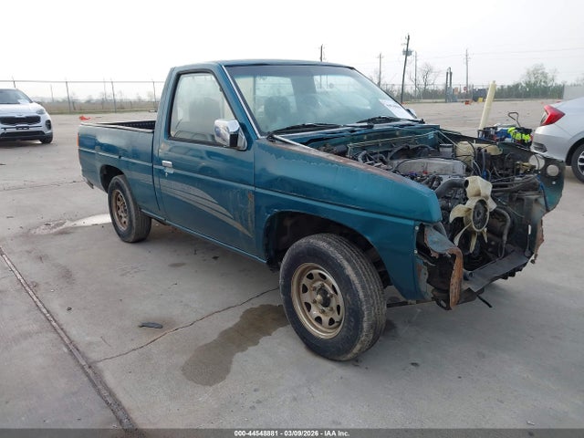 Salvage Nissan Truck Image