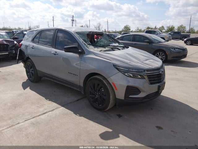 Salvage Chevrolet Equinox Image