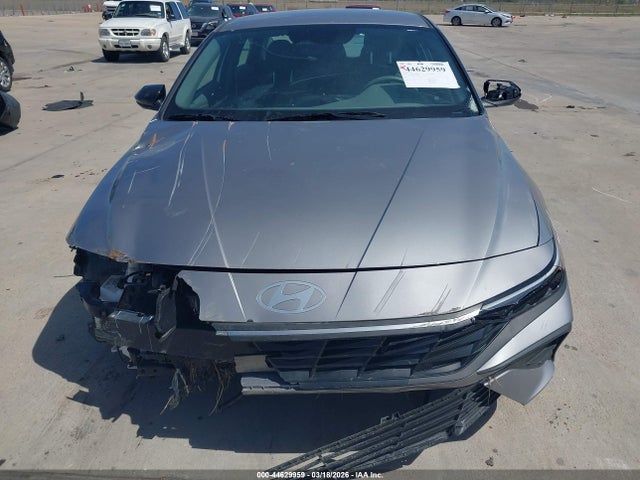 Hyundai ELANTRA Sel Sport