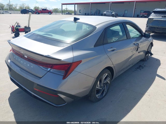 Hyundai ELANTRA Sel Sport