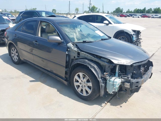 Salvage Toyota Camry Image