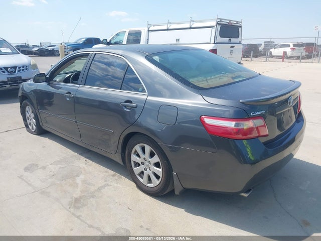 Toyota Camry Xle V6